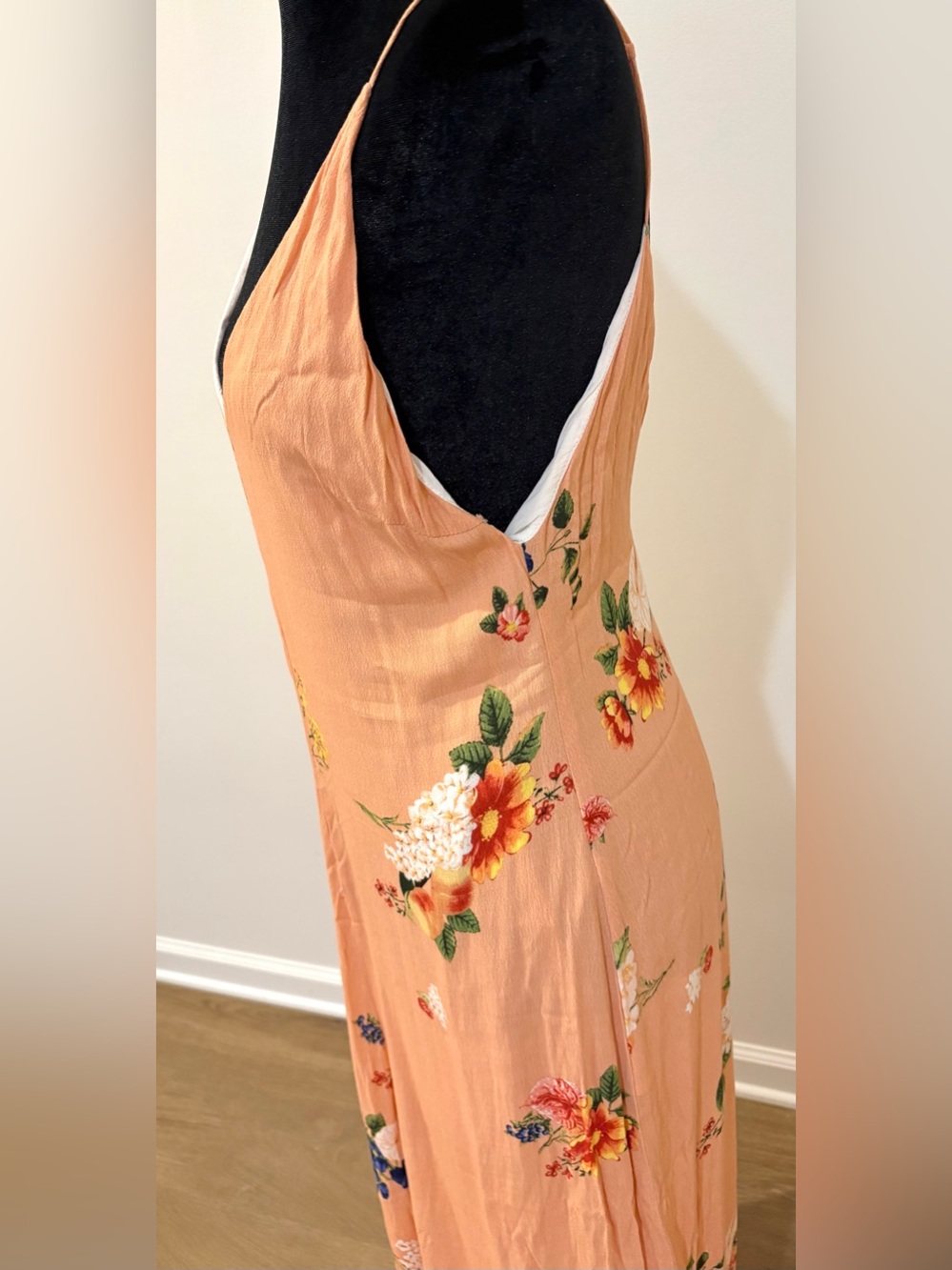 Farm Rio Maxi Dress Tropical Strappy V Neck Sz M Peach Color - For Repair *FLAW* - Picture 5 of 13